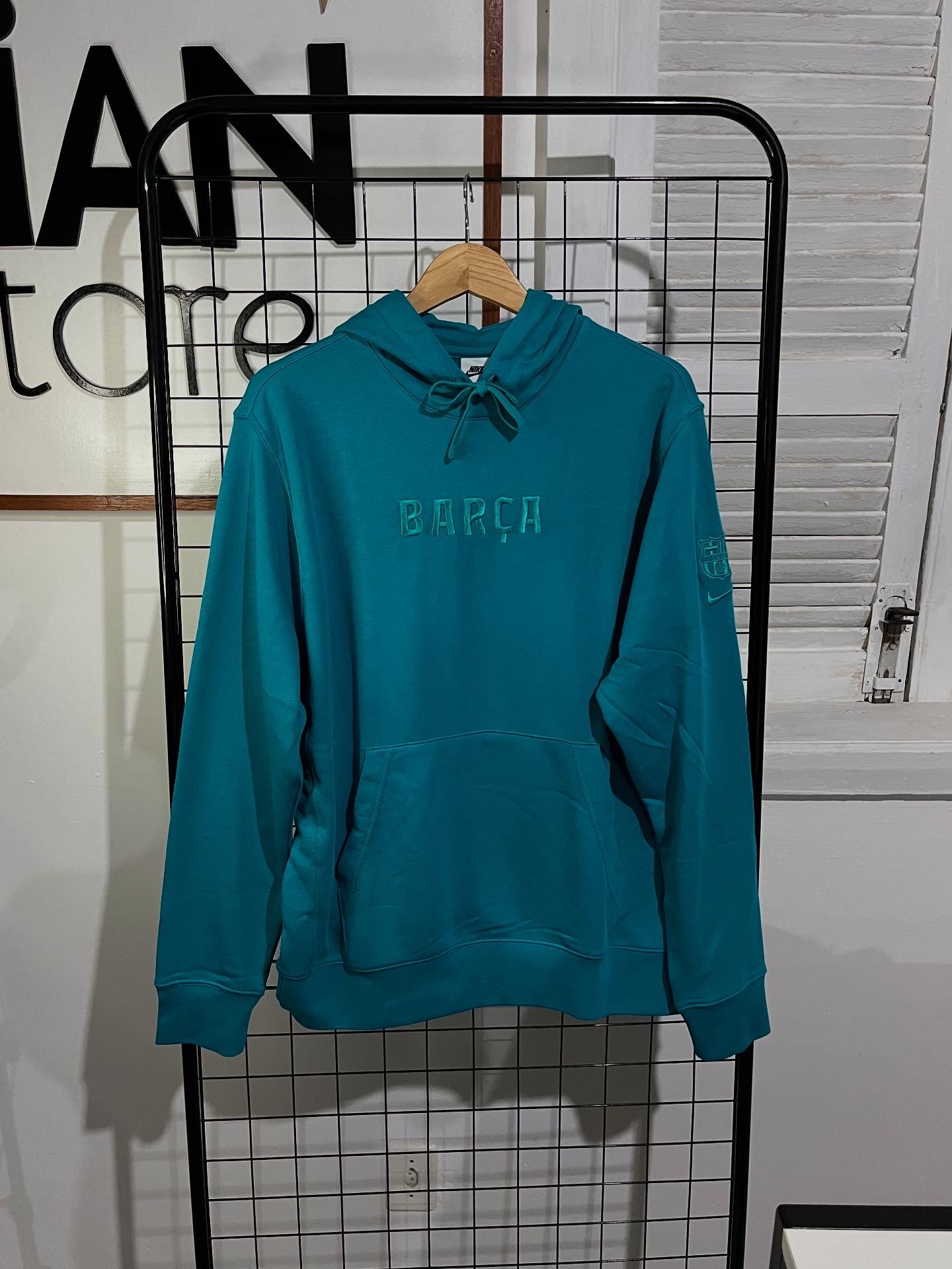 Combo Nike Barcelona Camiseta + Moletom