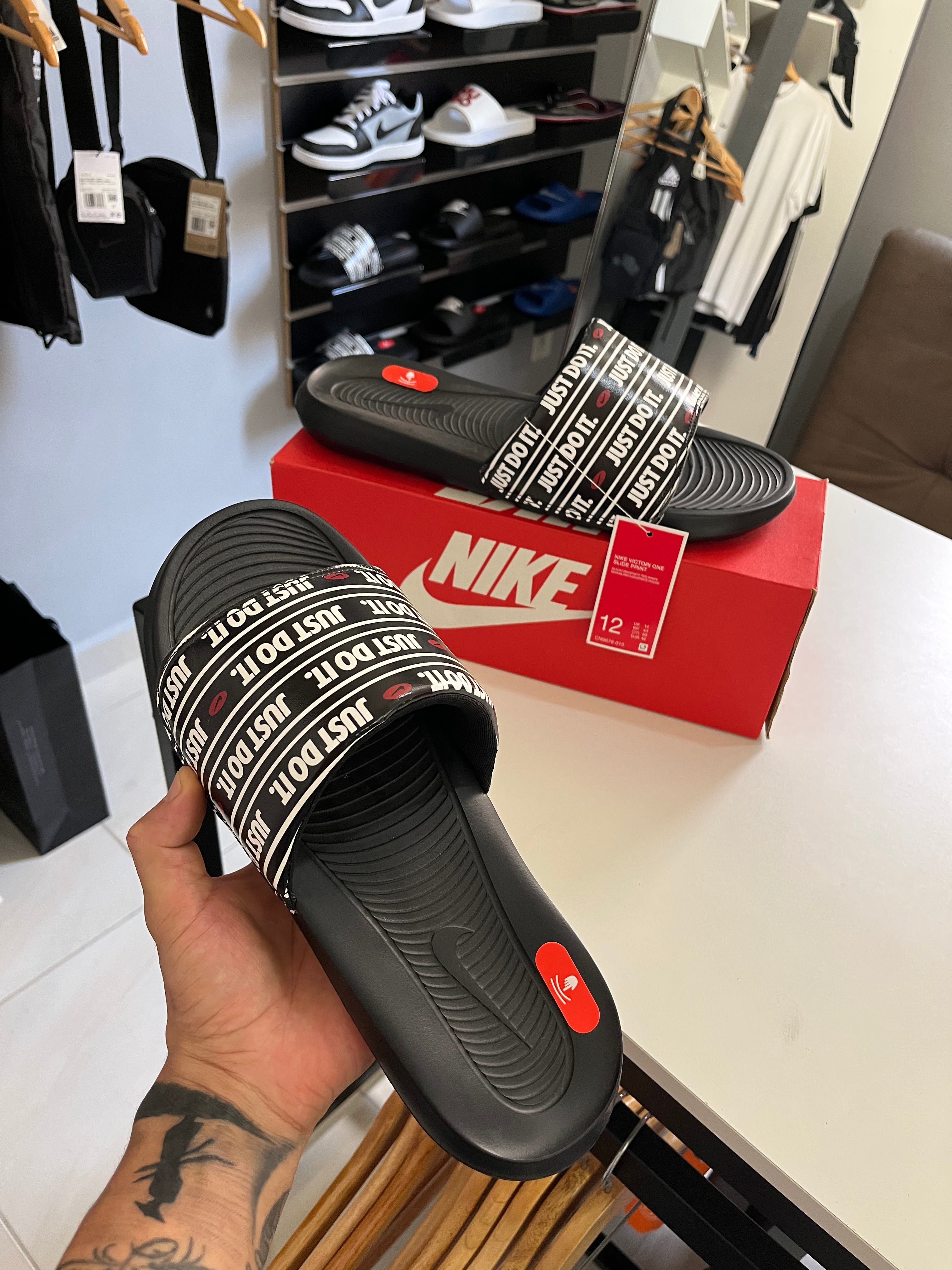 Chinelo Nike Slide Victory One Just Do It