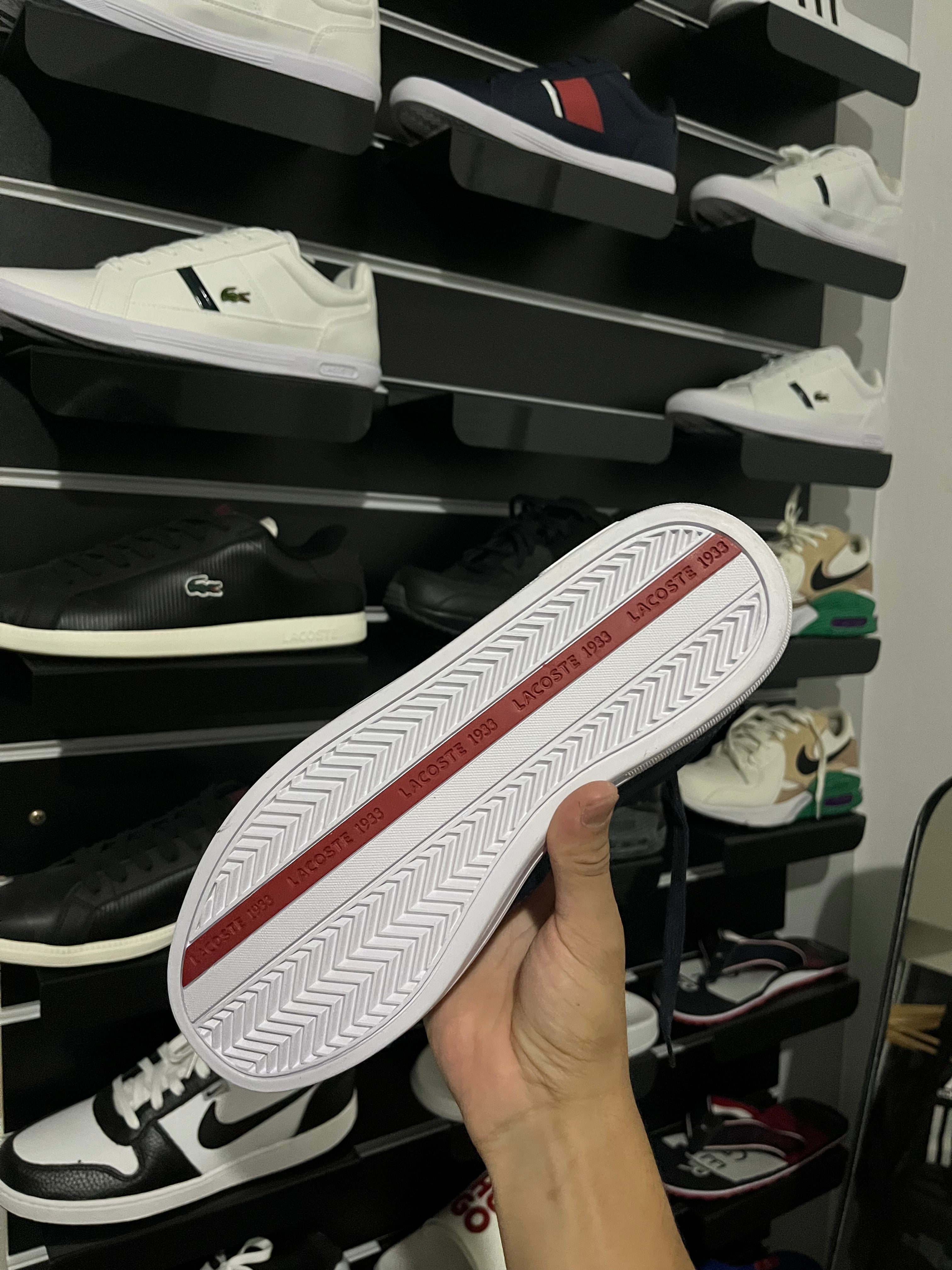 Sapatênis Lacoste Europa Casual - Azul Marinho e Vermelho