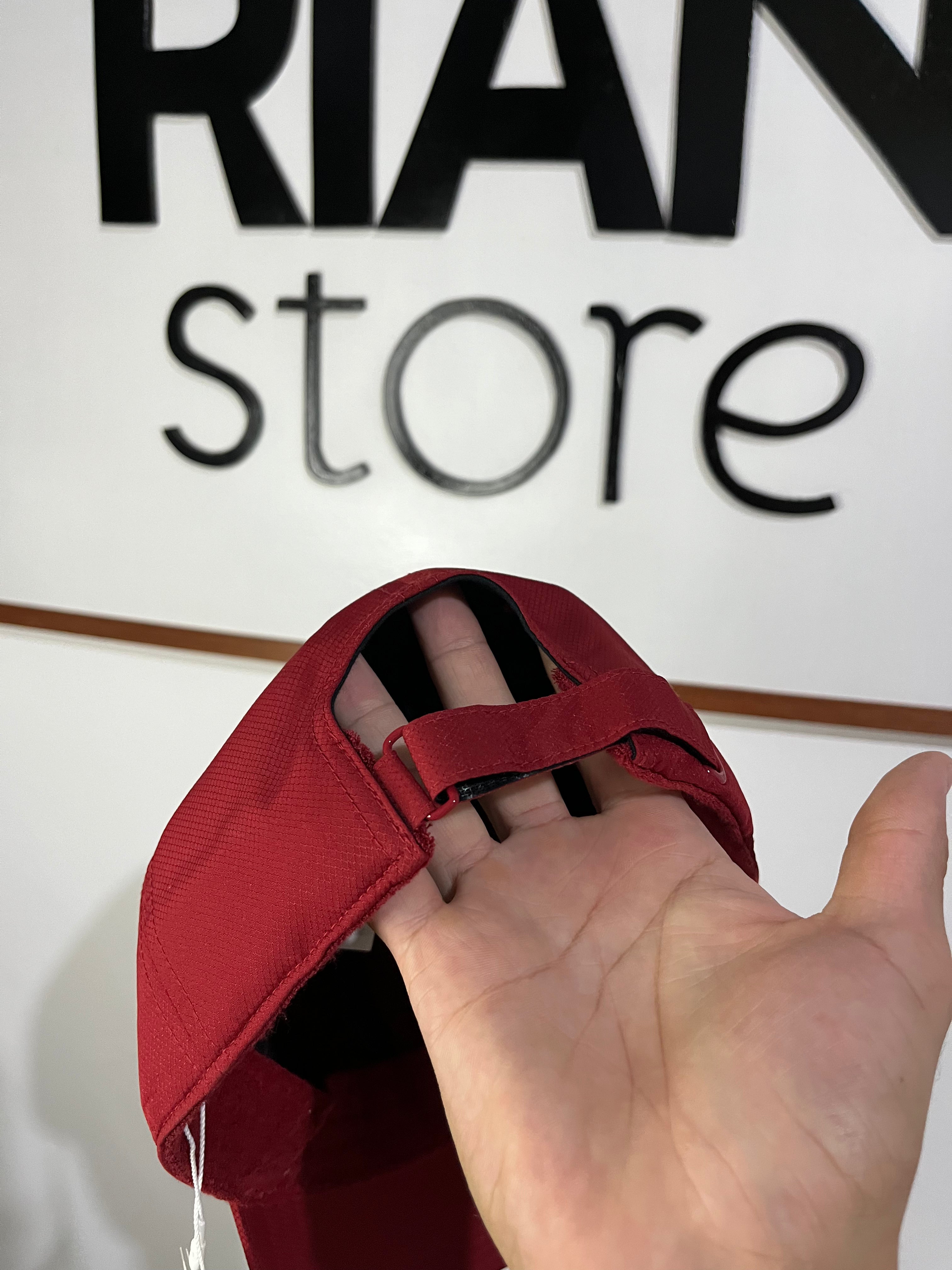 Boné Lacoste Sport Vinho