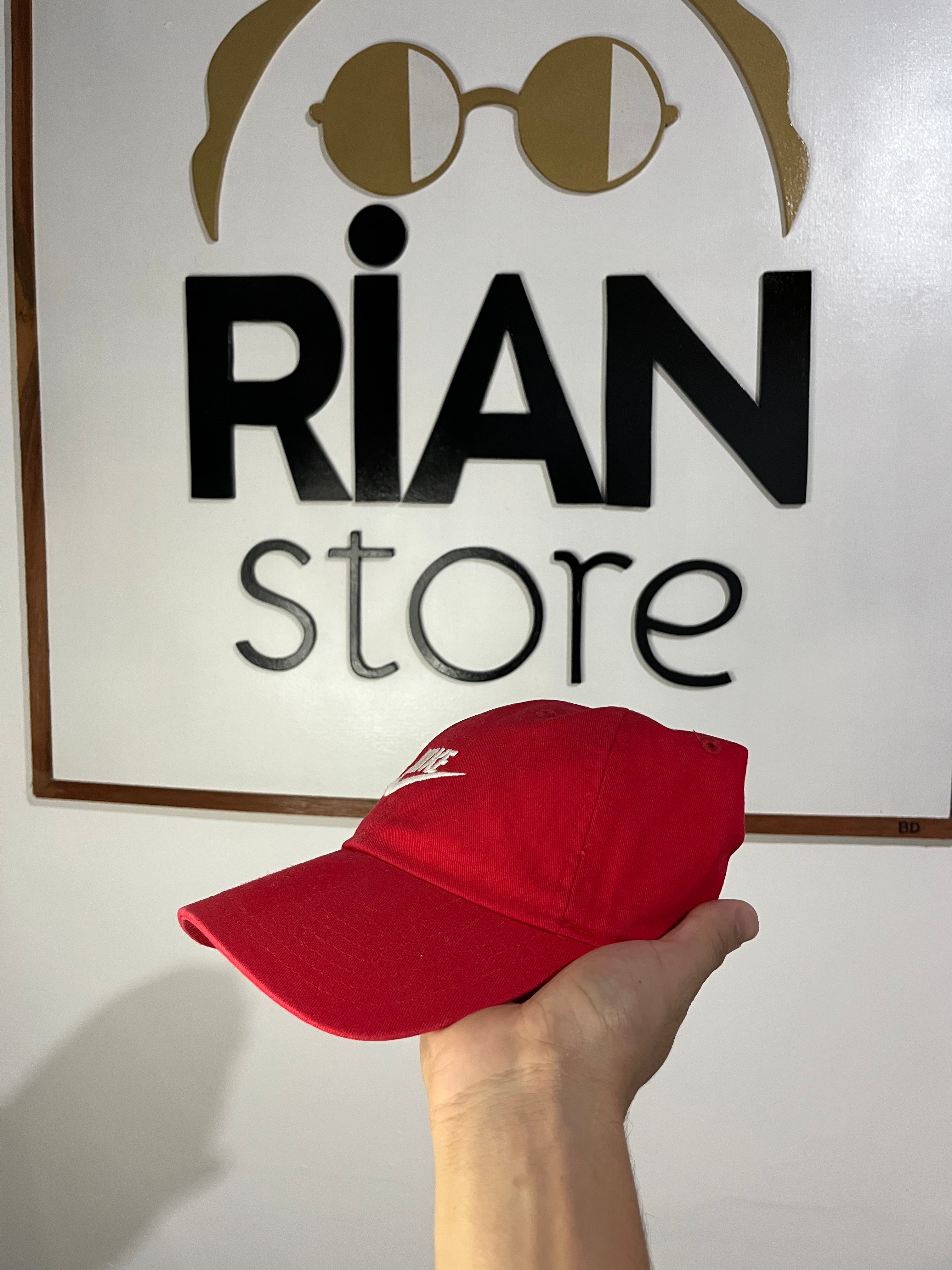 Boné Nike Sportwear H86 Futura - Vermelho