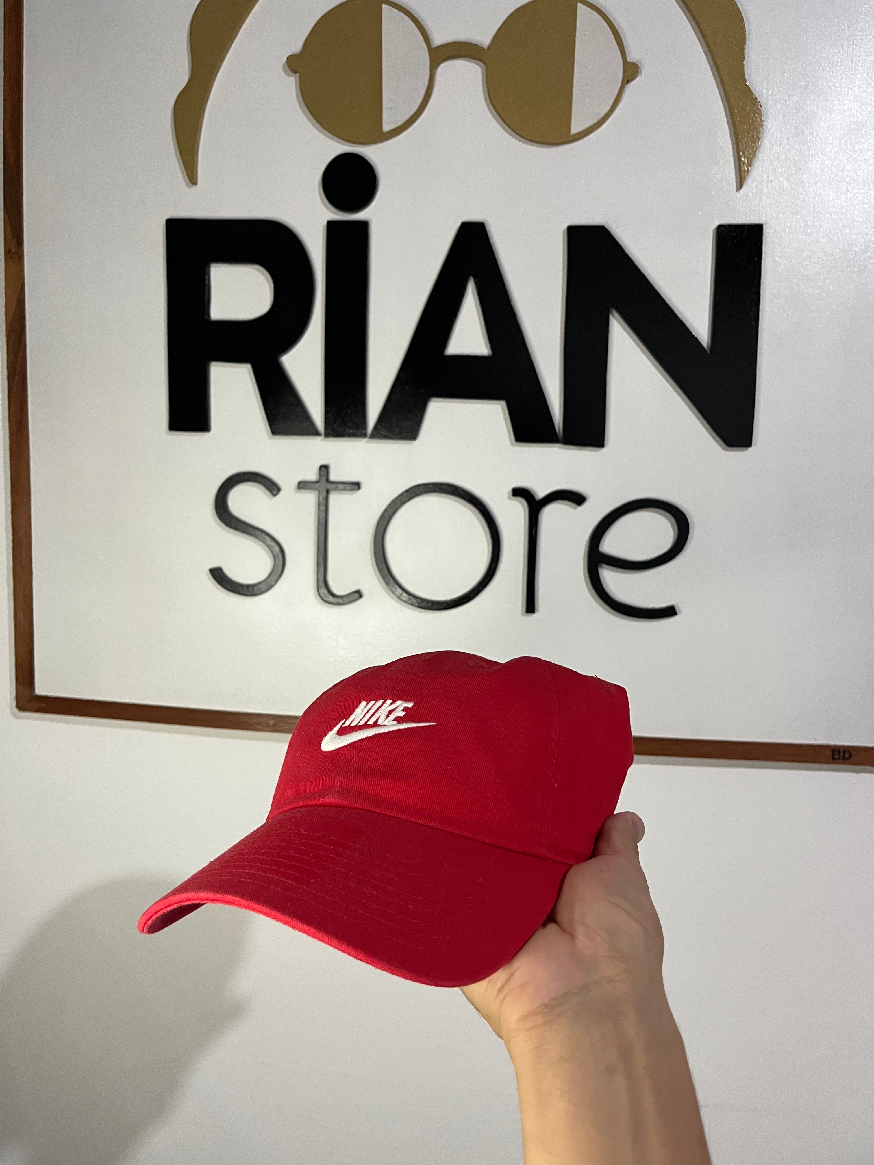 Boné Nike Sportwear H86 Futura - Vermelho