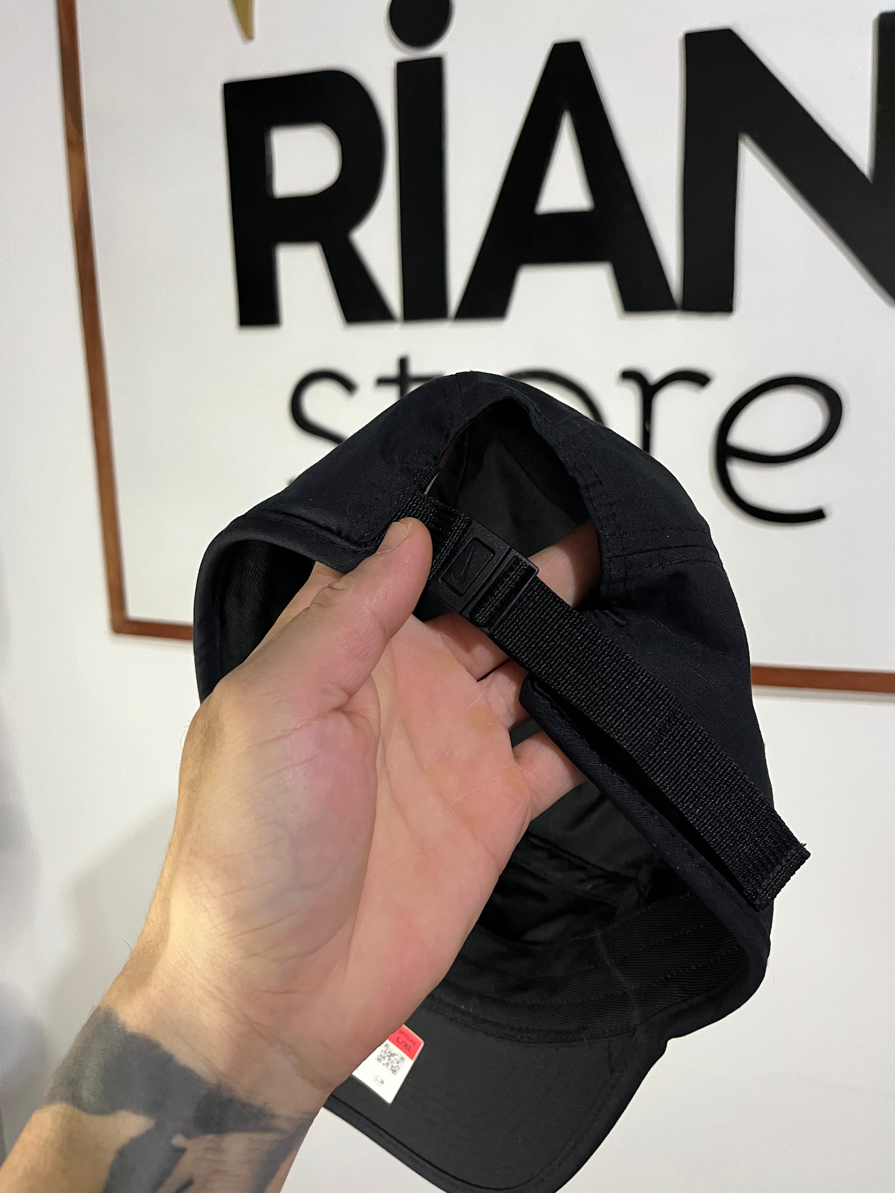 Boné Nike Sportwear - Preto TAMANHO L/XL