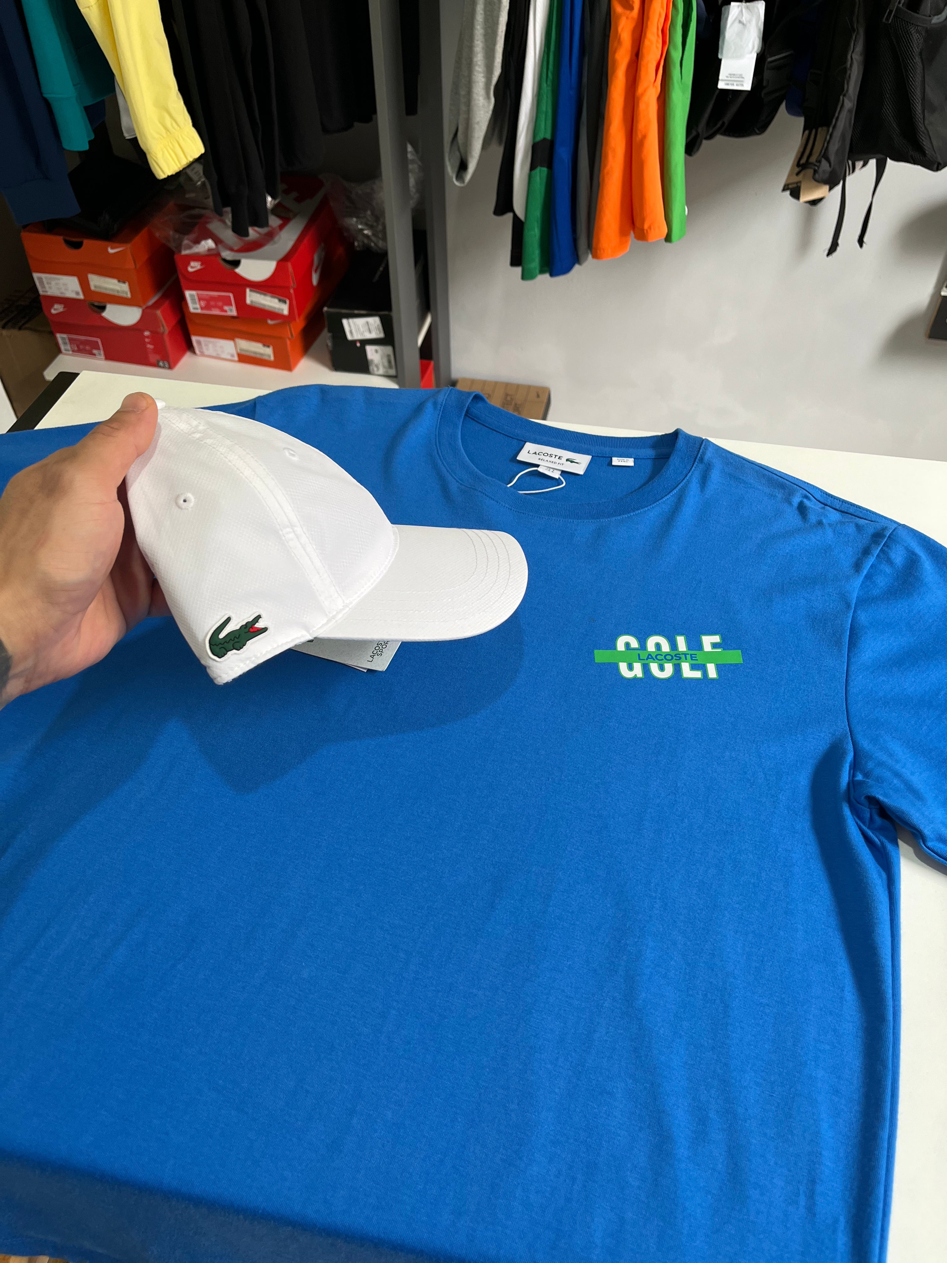 Kit Camiseta Lacoste Golf + Boné Lacoste Sport