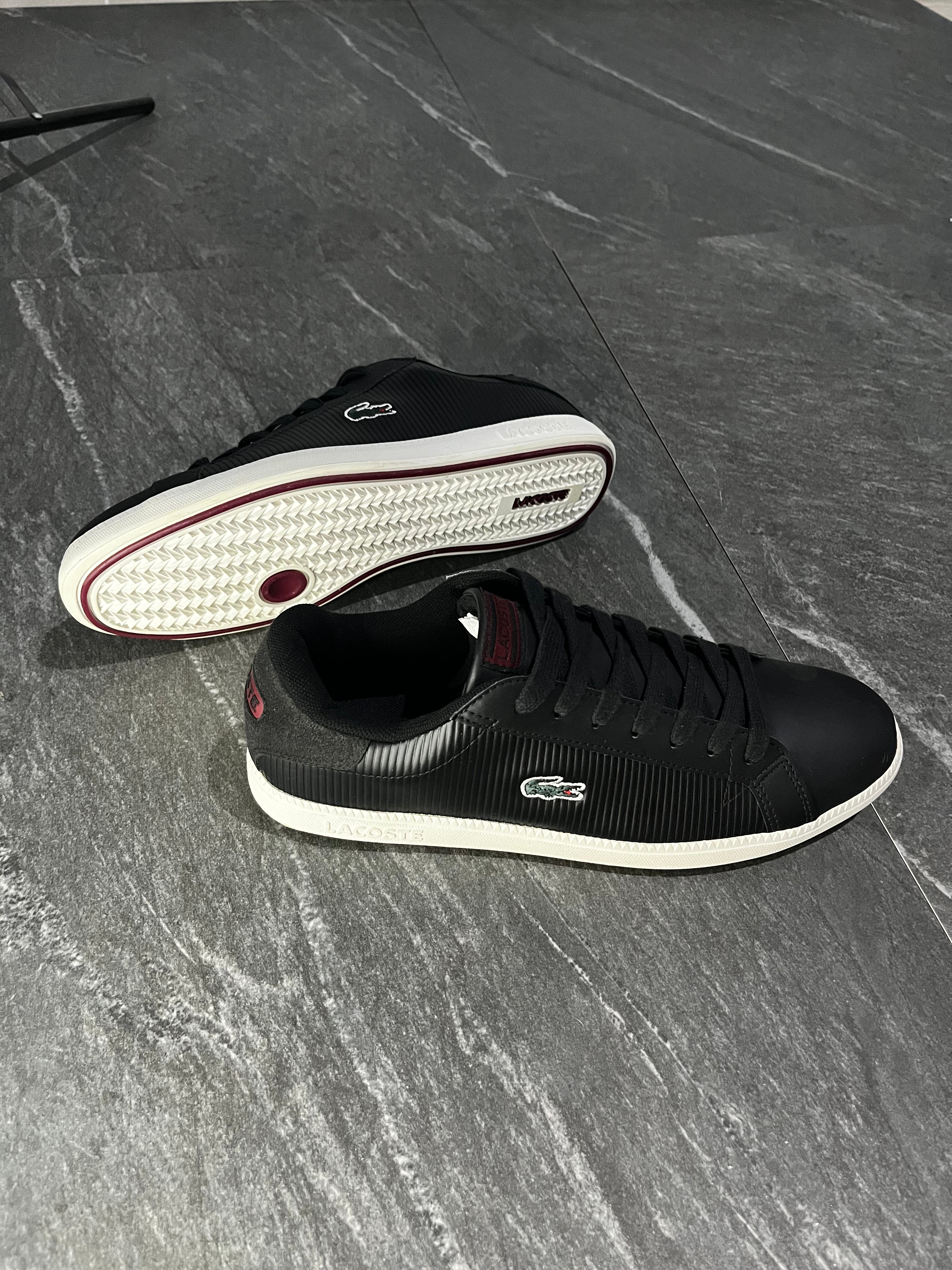 Sapatênis Lacoste Graduate - Preto