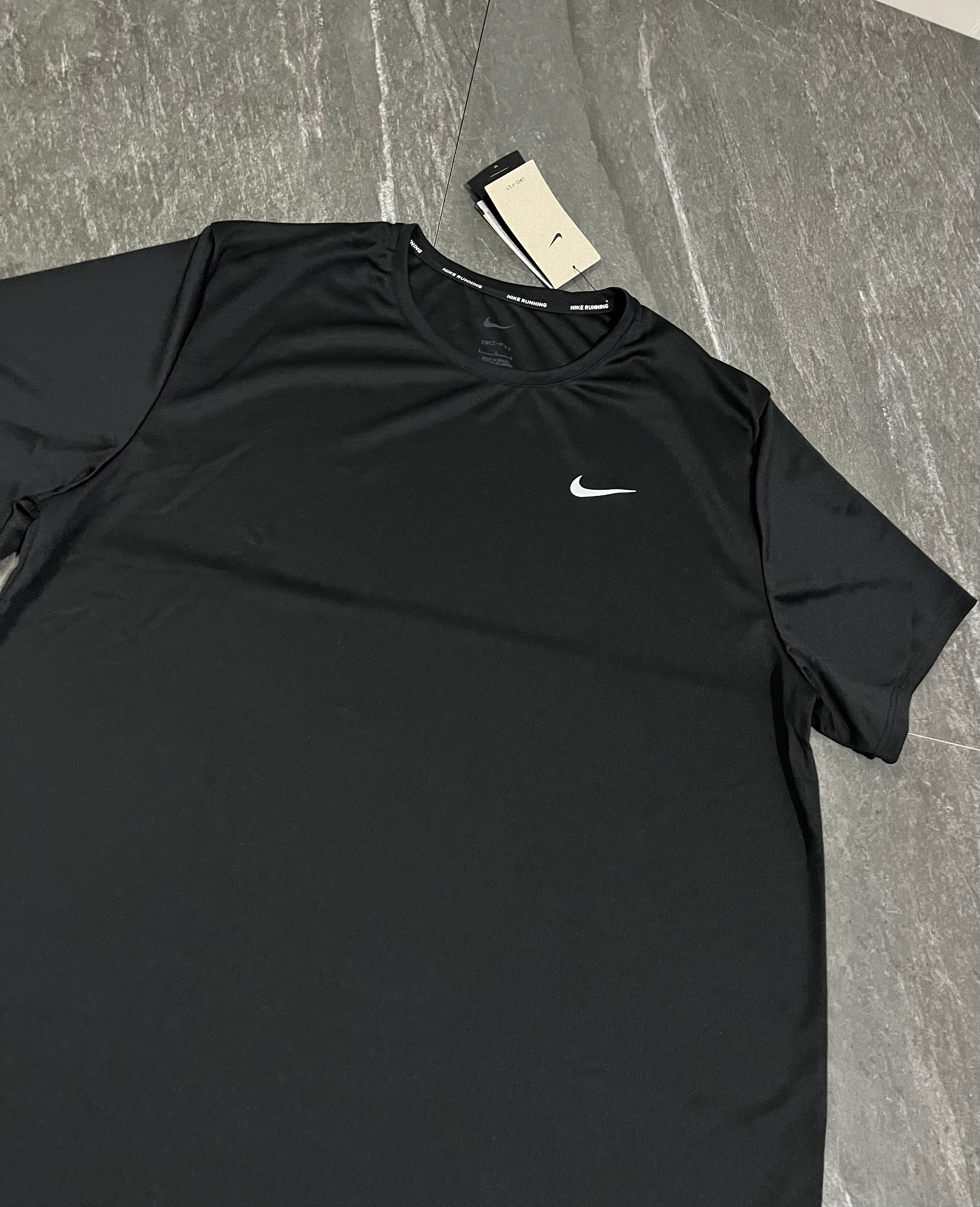 Camiseta Nike Dry Fit Running
