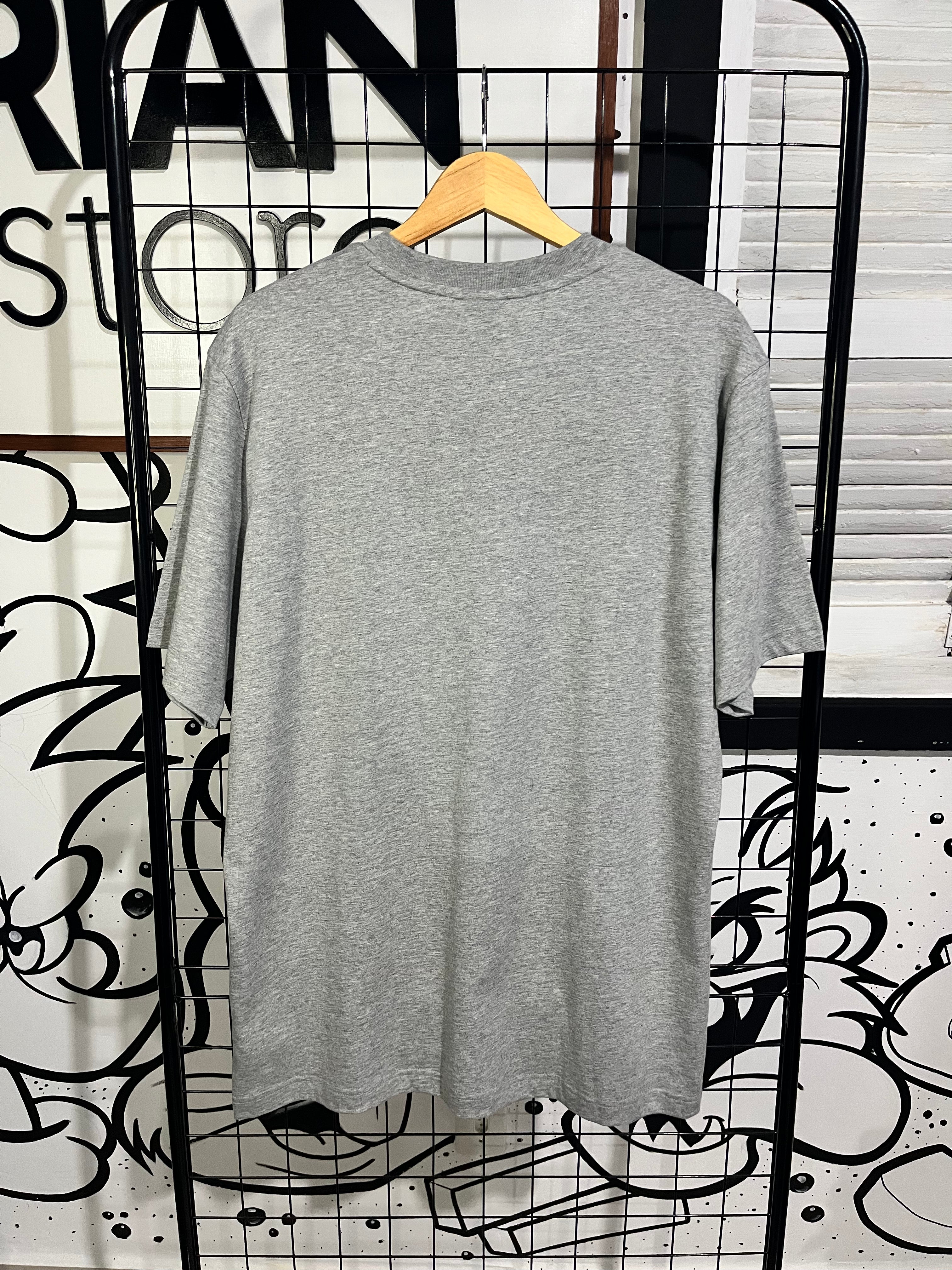 Camiseta Adidas Small Logo Linear Cinza