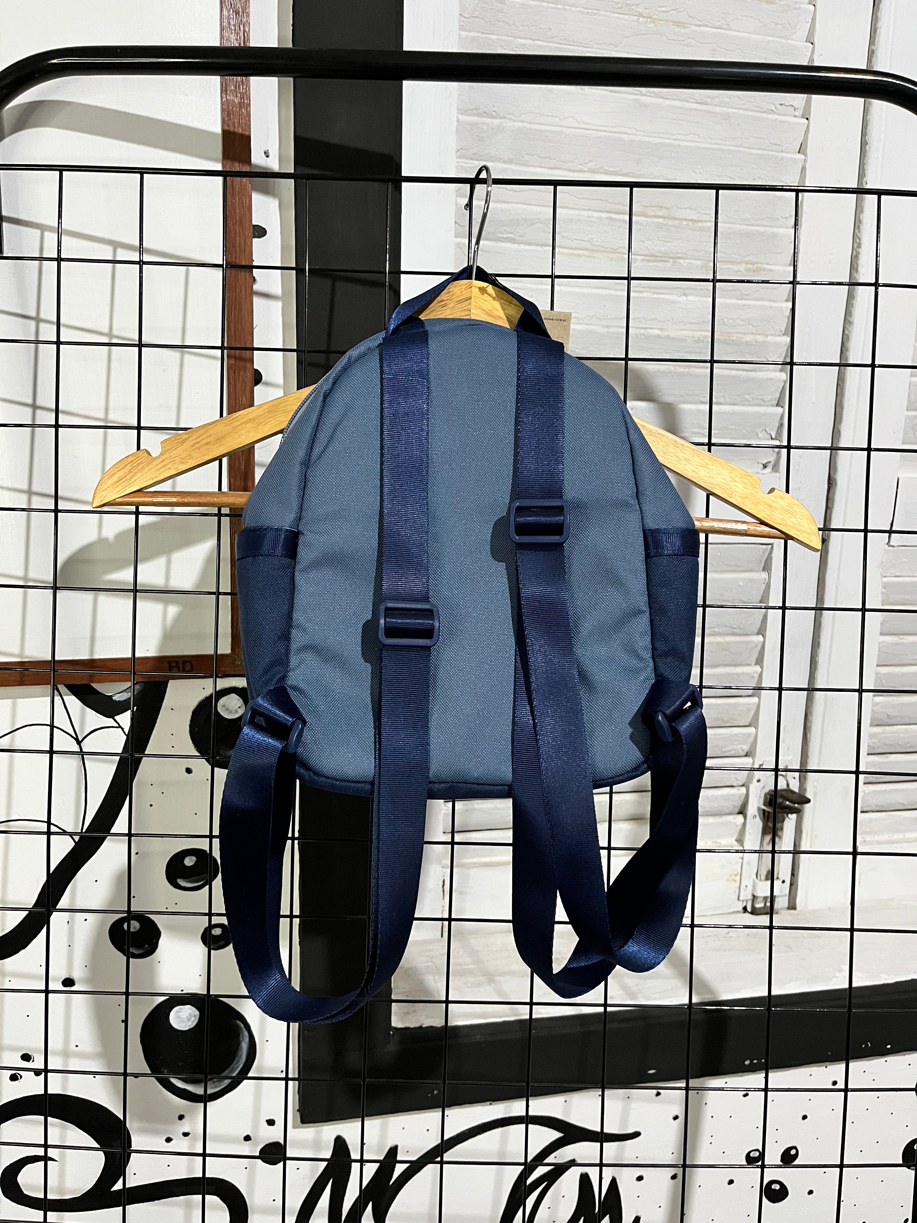 Mochila Nike Sportwear Feminina 6L