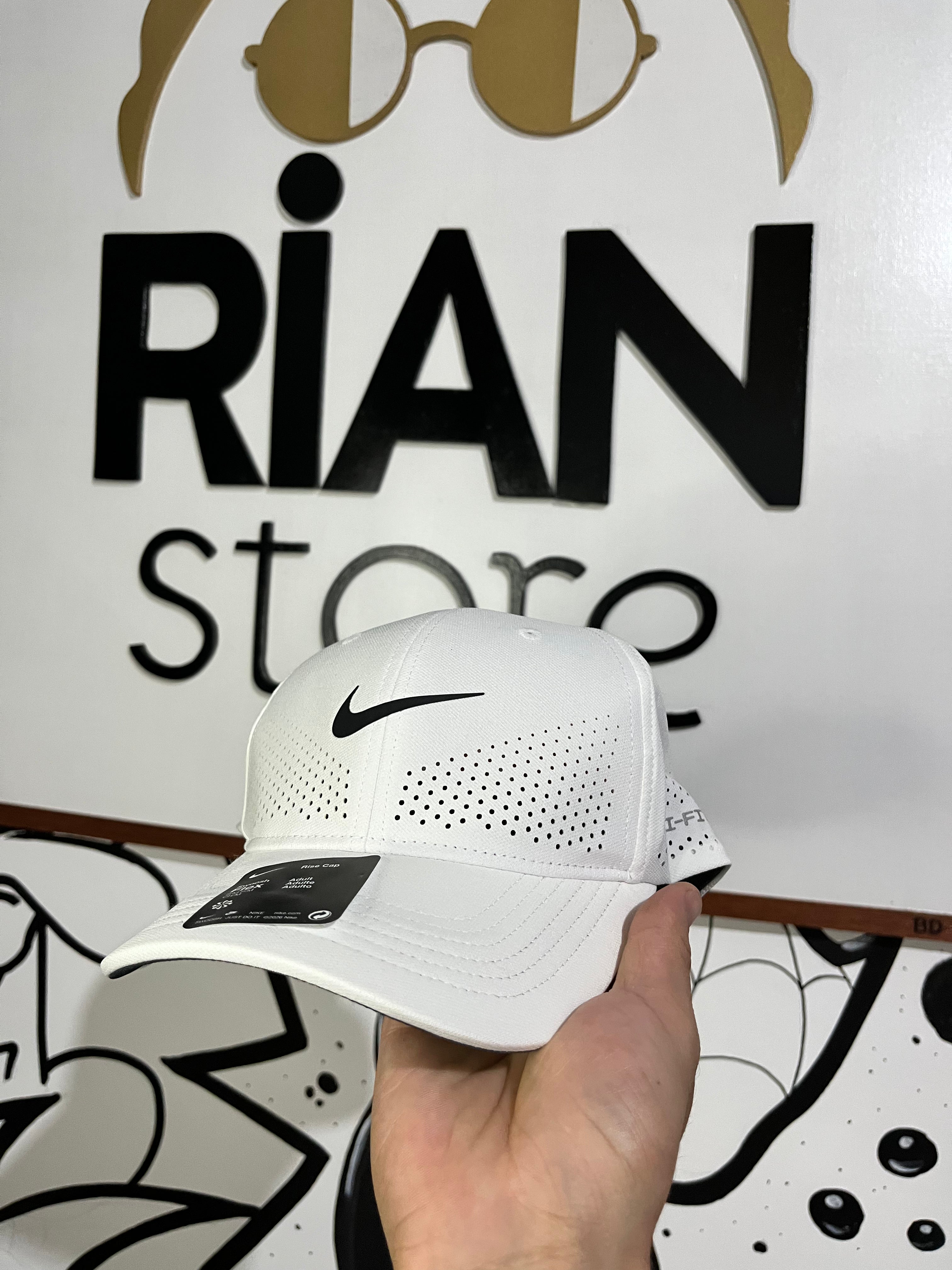 Boné Nike Dry Fit ADV Club