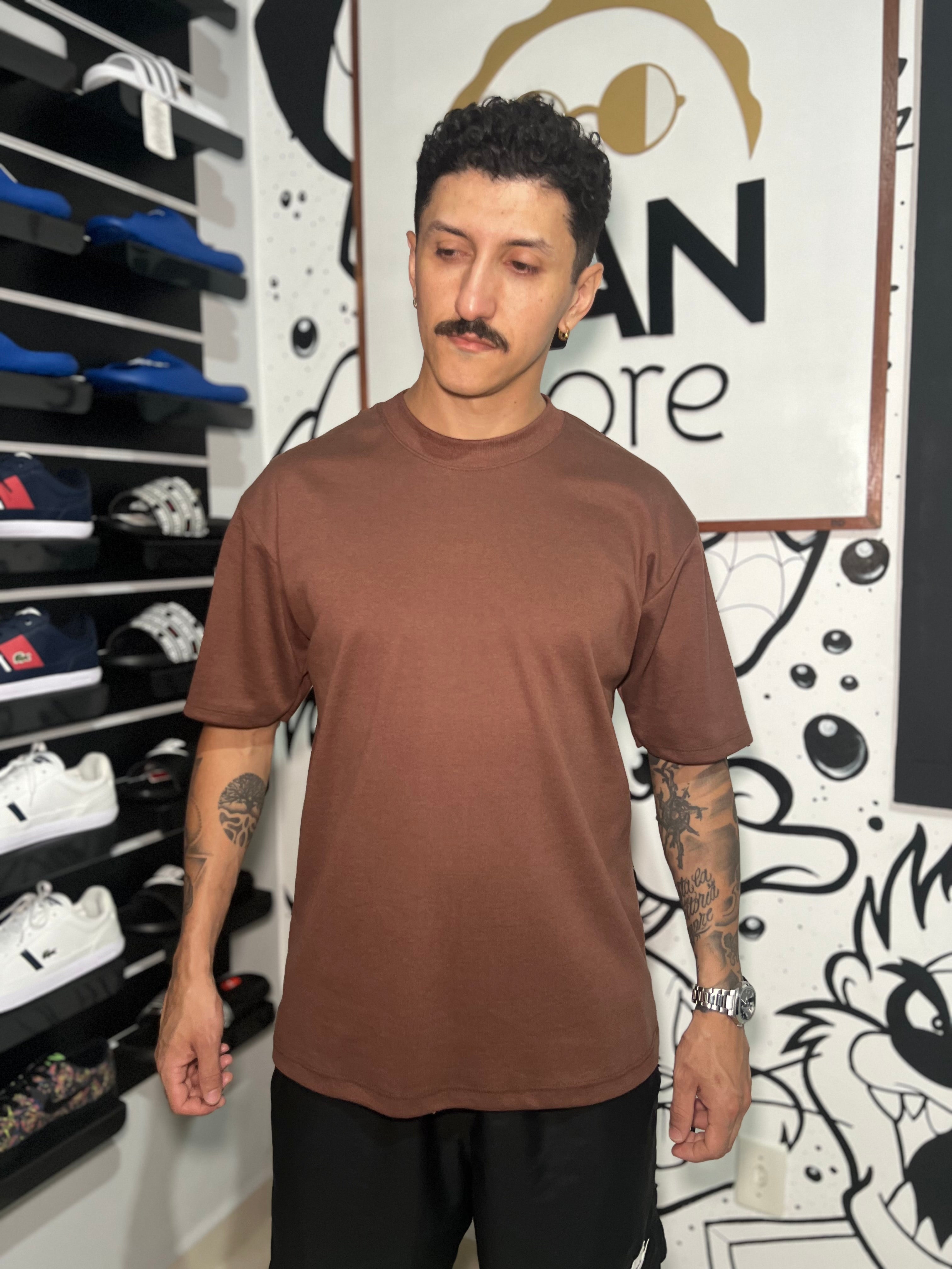 Camiseta Oversized Suedine - Marrom